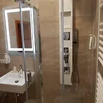 Otel Valmarina 3*
