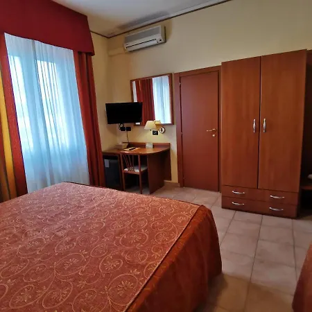 Valmarina Hotel 3*