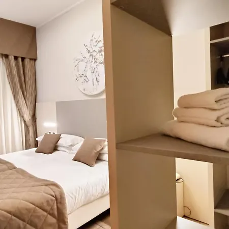 Valmarina Hotel 3*