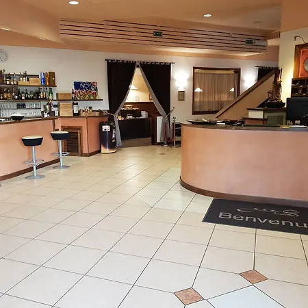 Valmarina Otel
