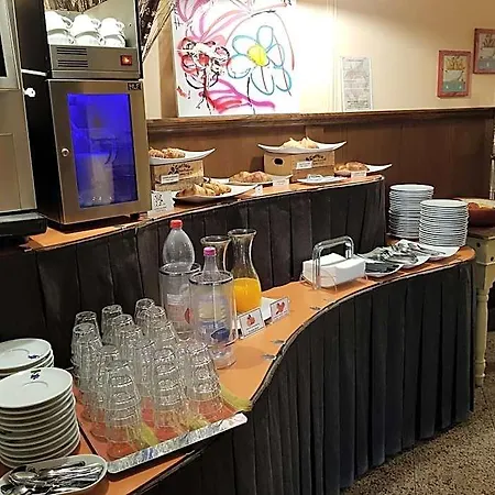 Hotel Valmarina