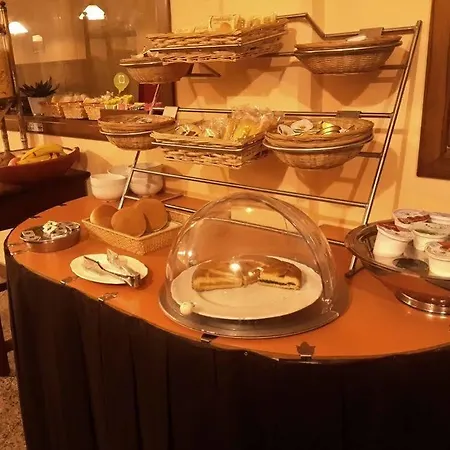 Hotel Valmarina 3*