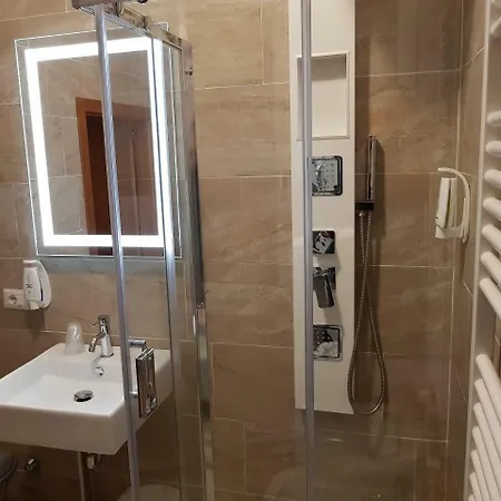 Hotel Valmarina 3*