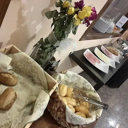 Valmarina فندق